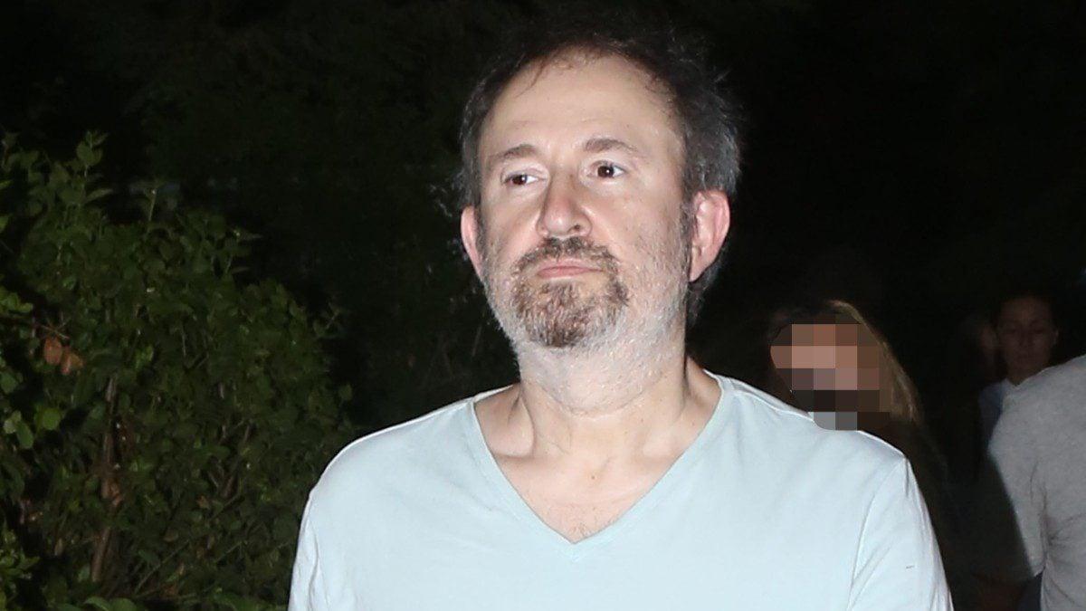 Μνημόσυνο Αλίκης Βουγιουκλάκη: Ράκος ο αδερφός της, Αντώνης - Οι επώνυμοι που έδωσαν το «παρών» και η ηχηρή απουσία 13 giannis
