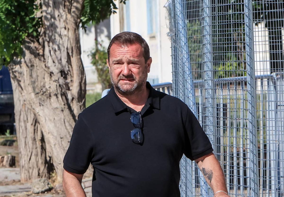 «Μυαλό δεν βάζεις» - Άγριο ξέσπασμα Νίκου Πλακιά στη δίκη για τα Τέμπη 1 nikos plakias