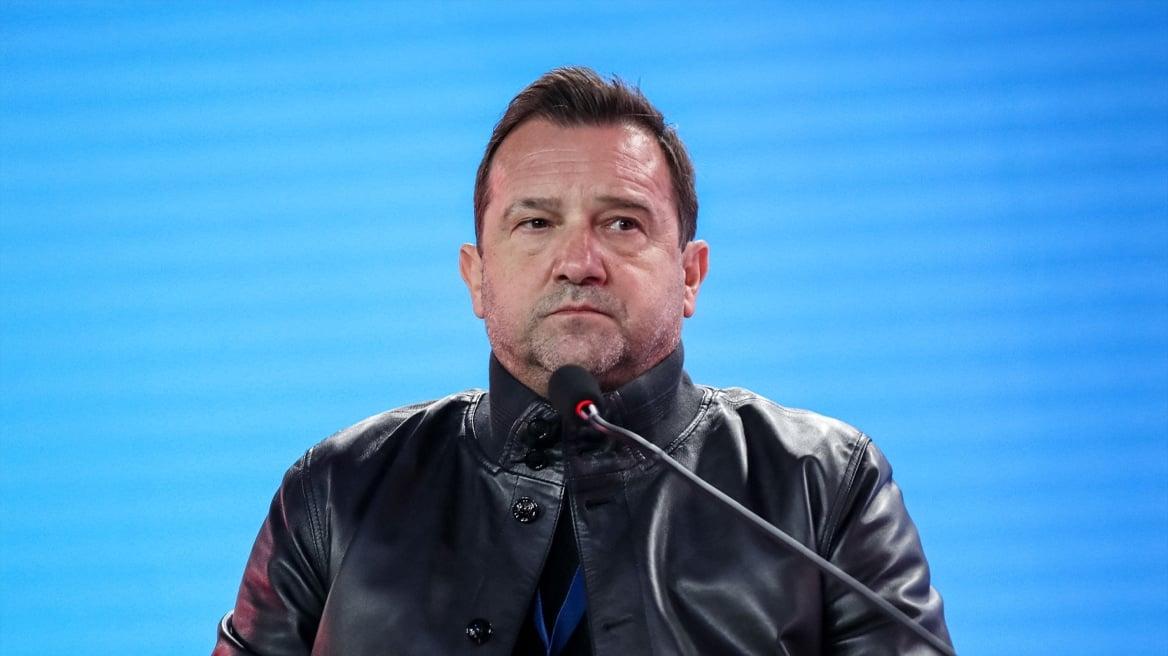«Μυαλό δεν βάζεις» - Άγριο ξέσπασμα Νίκου Πλακιά στη δίκη για τα Τέμπη 2 xrwma plakias