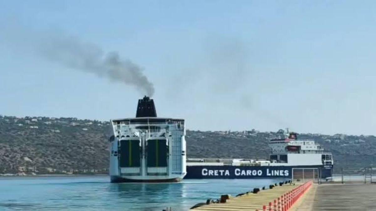 Μυστήριο με τη σύγκρουση των πλοίων στη Σούδα – Δικογραφία για το περιστατικό