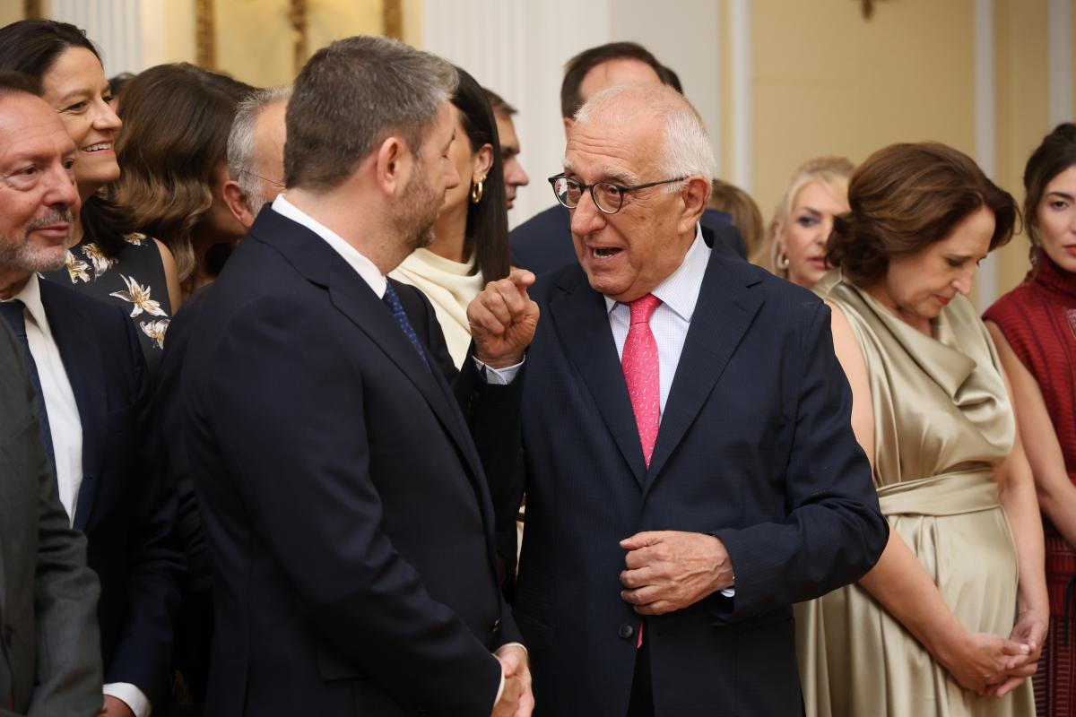 Έδωσε μαθήματα στυλη Μιμή Ντενίση - Ποια πρόσωπα έδωσαν το «παρών» στη Δεξίωση για την αποκατάσταση της Δημοκρατίας 4 7040847