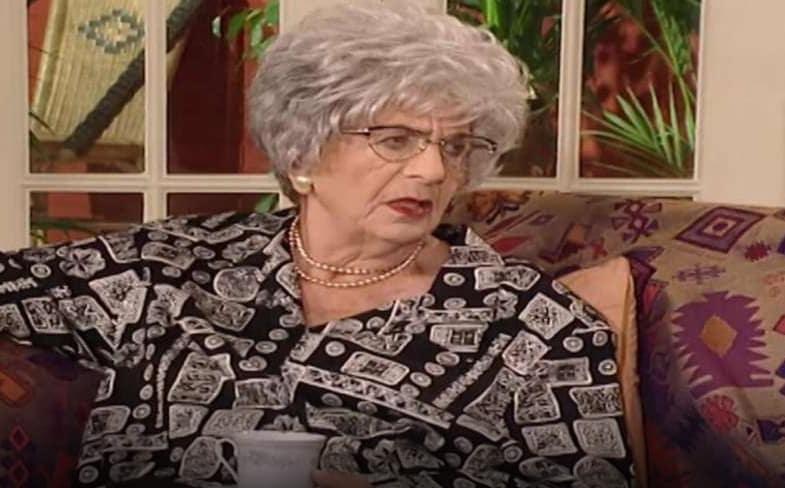 Λίγοι το γνωρίζουν αυτό για την Μαρία Φωκά: Όταν η αγαπημένη γιαγιά της τηλεόρασης καταδικάστηκε σε ισόβια για κατασκοπεία 1 foka