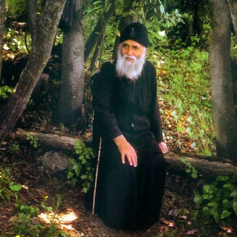 Άγιος Παΐσιος: Γιατί σε μερικές γυναίκες ο Θεός δεν δίνει παιδιά 3 1718217718524 535849138 agios paisios agioritis