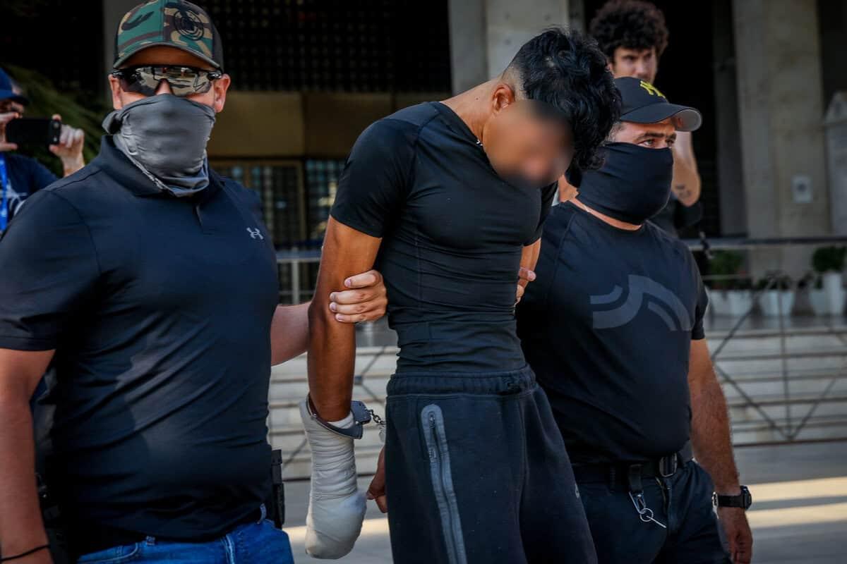 Τpόμος στις πιάτσες του γkέι αγοpαίου έpωτα μετά την δολοφονία Γεωργίου: O παρουσιαστής και οι δύο ηθοποιοί που έχουν χάσει τον ύπνο τους 1 g4photos 6a62459c0fd0a