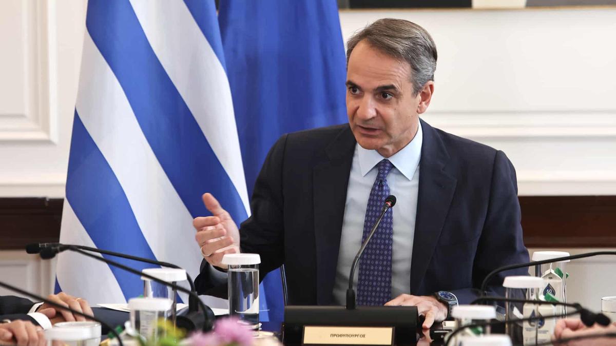 Κ. Μητσοτάκης: «Επιπλέον μείωση στο πετρέλαιο κίνησης για τον Αύγουστο με ακόμη 10 λεπτά ανά λίτρο» 1 mitsotakis 223 1 1