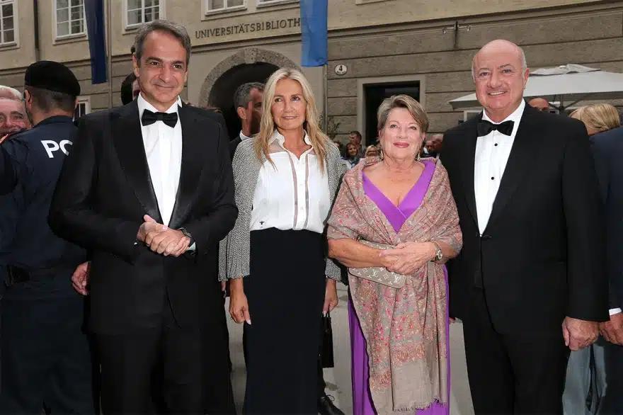 mitsotakis carmen 3