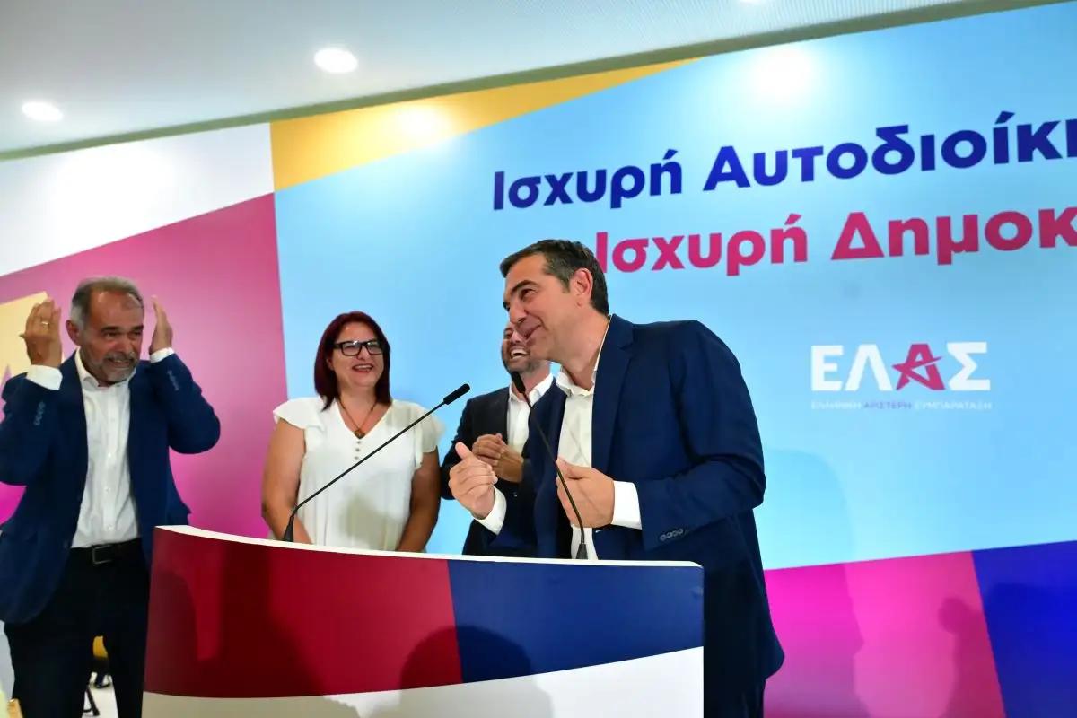 tsipras tourta5