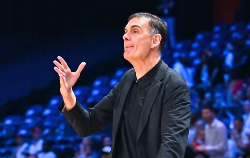 Βουίζει ο Πειραιάς για νέο Φουρνιέ στον Ολυμπιακό - 3 εκατ. οι Αγγελόπουλοι