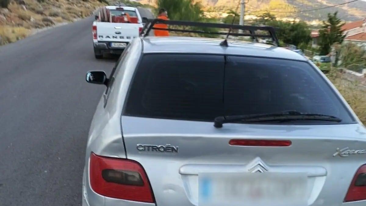 Έπαθε ηλεκτροπληξία ενώ έκλεβε καλώδια – Τον παράτησαν νεκρό σε αυτοκίνητο 1 11