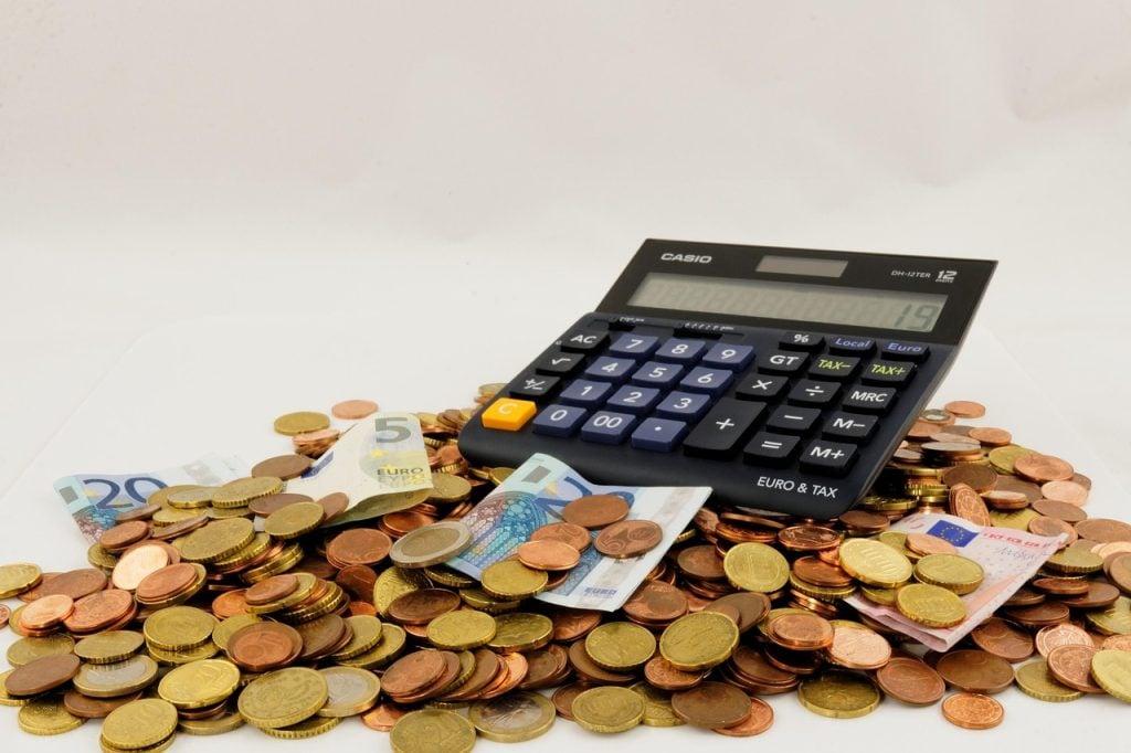 Επίσημο: Κυκλοφόρησαν τα ευχάριστα - Μεγάλη «ανάσα» για 670.000 συνταξιούχους 4 euro 870758 1280 1024x682 1