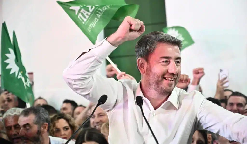 Περνάει στη στροφή Μητσοτάκη και Τσίπρα: Ο Ανδρουλάκης αιφνιδιάζει και κάνει τη διαφορά 1 instanews 2026 02 06 10 19 39 914213 scaled 1