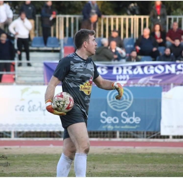 Αυτός είναι ο 34χρονος αστυνομικός που βρέθηκε νεκρός στον Άγιο Δημήτριο – Ποιος τον είδε ζωντανό τελευταίος – Πεθαμένος για τουλάχιστον 10 ώρες 4 andreas4