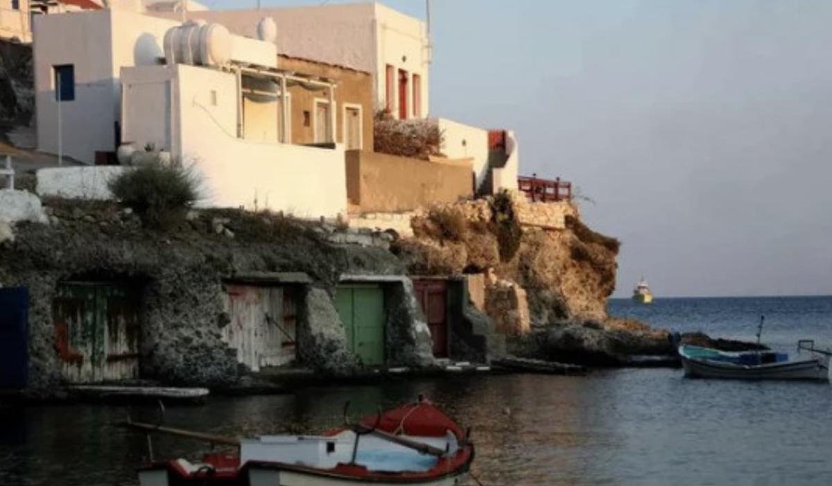 Τραγωδία στην Κίμωλο - Νεκρός 17χρονος από ηλεκτροπληξία από συσκευή που όλοι έχουν στο σπίτι 3 stigmiotypo othonis 2026 08 12 13.27.37