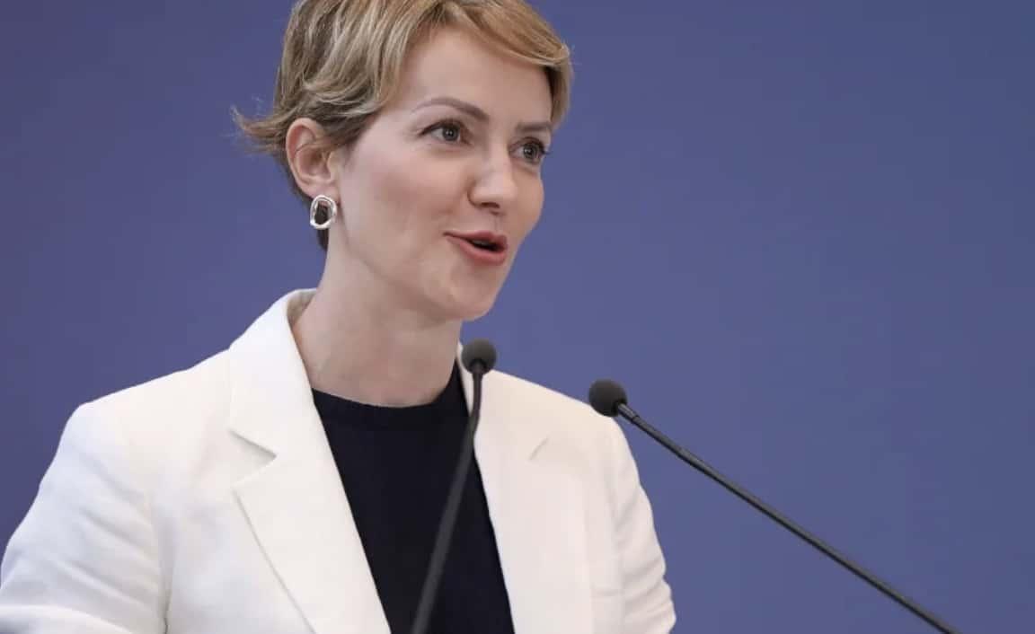 Αλεξάνδρα Σδούκου για Τσίπρα: «Τον μάστορα που σε κορόιδεψε, δεν τον ξαναβάζεις στο σπίτι» 3 stigmiotypo othonis 2026 08 12 16.05.35