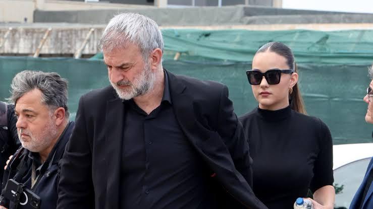 Πότε θα γίνει το τρίμηνο μνημόσυνο της Γωγώς; Τι ζήτησε ο Δέλλας και τι ετοιμάζει για την μνήμη της; 1 images 28