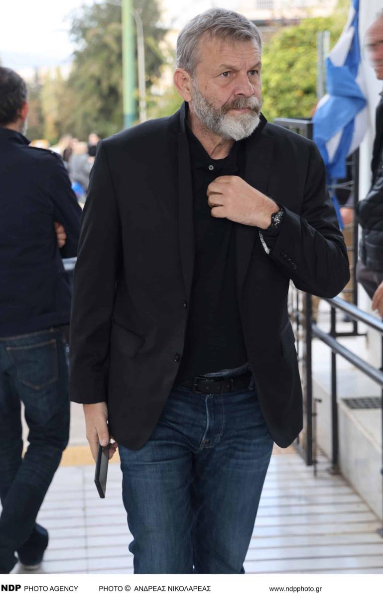 Απόστολος Γκλέτσoς: «Η κοινωνία περιμένει τον λυτρωτή Αλέξη Τσίπρα» 2 1 64 scaled
