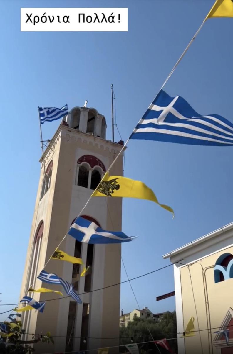 Τατιάνα Στεφανίδου: Δεκαπενταύγουστος στην Ιθάκη με τον Νίκο Ευαγγελάτο – Η σπάνια οικογενειακή φωτογραφία με τους γιους τους 2 stigmiotypo othonis 2026 08 15 19.47.35