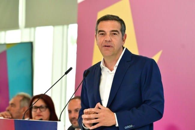 Η ΕΛΑΣ στους... κινηματογράφους: Σε ντοκιμαντέρ τριών επεισοδίων η γέννηση του κόμματος - Τι ετοιμάζει ο Τσίπρας 3 0faba9de4357431b8cd8a0455d4a58b1