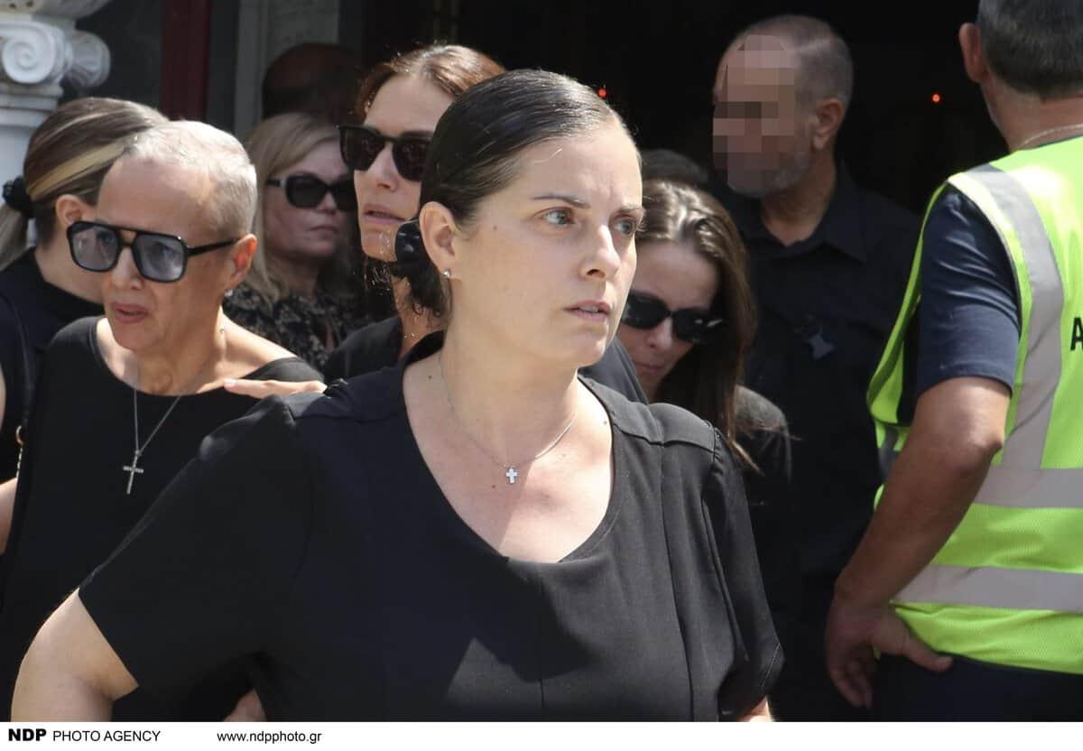 Κατερίνα Κόκοτα: Πως πέρασε το πρώτο βράδυ χωρίς τον Δημήτρη - Τα κλειστά τηλέφωνα και τι ζήτησε η χήρα από τον κόσμο και τους συγγενείς; 1 img 6566 scaled 1