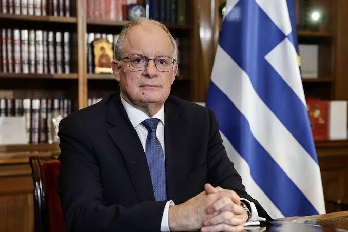 Τασούλας: «Η πολιτική δεν μου άφησε χρόνο να είμαι καλός σύζυγος και πατέρας» 2 images 30