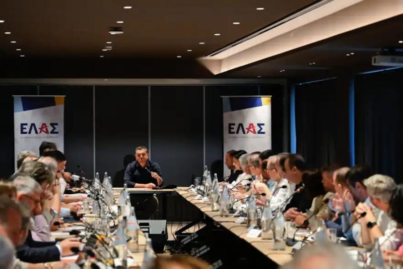 Αλέξης Τσίπρας: «Να παράγουμε περισσότερα, να μοιράζουμε δικαιότερα, να ζούμε καλύτερα» 2 tsipras1