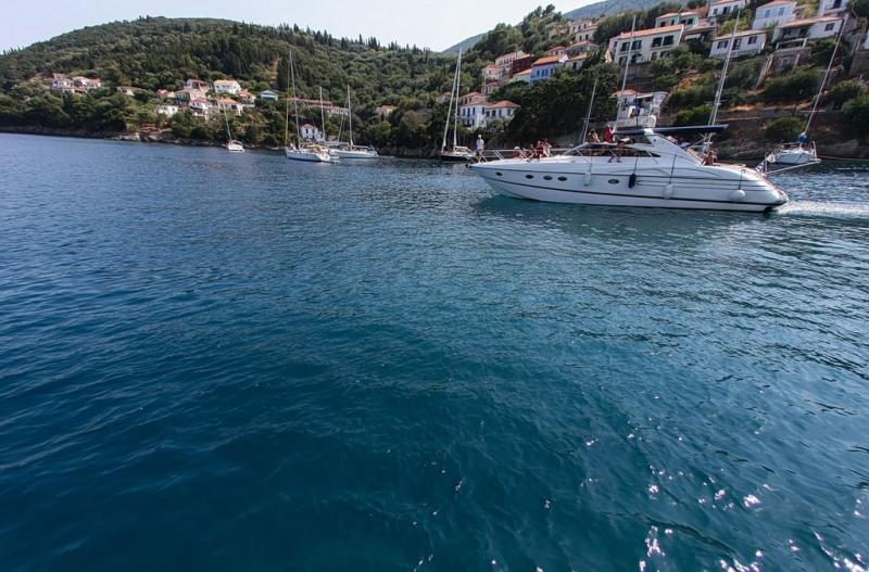 Το ήσυχο ελληνικό νησί που μένει «αναλλοίωτο» για αιώνες και αναμένεται να γίνει κορυφαίος τουριστικός προορισμός το 2027 1 ithaki2 minipaint 1024x675 1