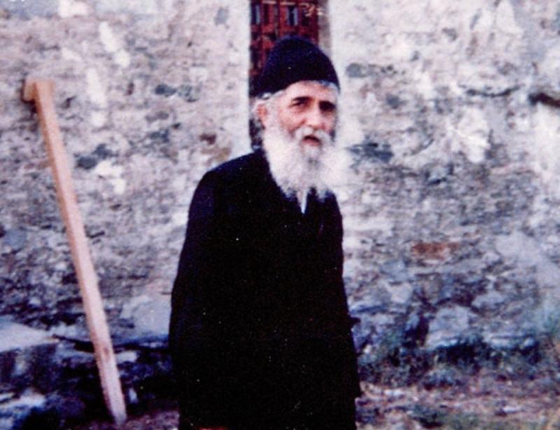 «Τρέμει» η χώρα μας από την προφητεία του Αγίου Παϊσίου - Ο λόγος του συγκλονίζει 2 stigmiotypo othonis 2025 10 09 23.56.46