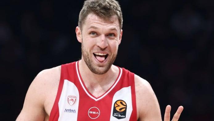 "Κρούση από το NBA για τον Βεζένκοφ"!