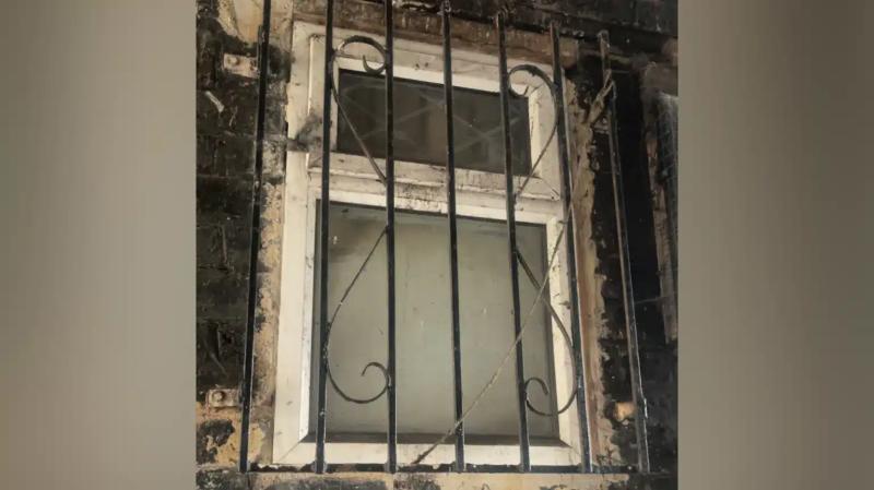 Φρίκη: Παντρεύτηκε 15χρονη βάσει της σαρία και τη βίαζε μαζί με άλλους 18 άνδρες 3 bd7e6ff0 9f77 11f0 928c 71dbb8619e94.png