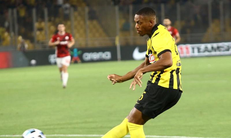 Έτοιμος για επιστροφή στη La Liga ο Μαρσιάλ - Η ομάδα που συζητάει