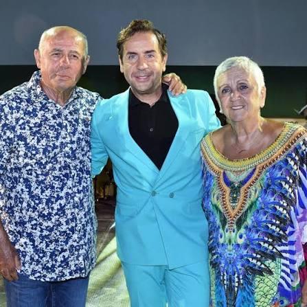 «Έπρεπε να πεθάνει για να το πείτε» - Μαθεύτηκε ο πραγματικός λόγος που η οικογένεια Μαζωνάκη τον έκλεισε στο ψυχιατρείο 3 images 1 1