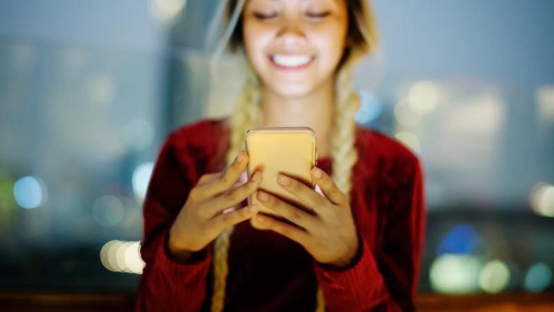 Σχέση από το internet-οικειότητα