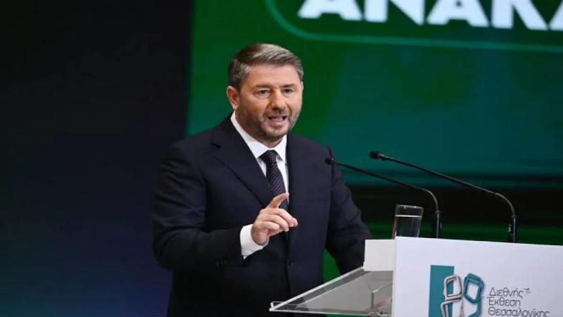 Από την κριτική στην εξουσία: Το νέο στοίχημα Ανδρουλάκη