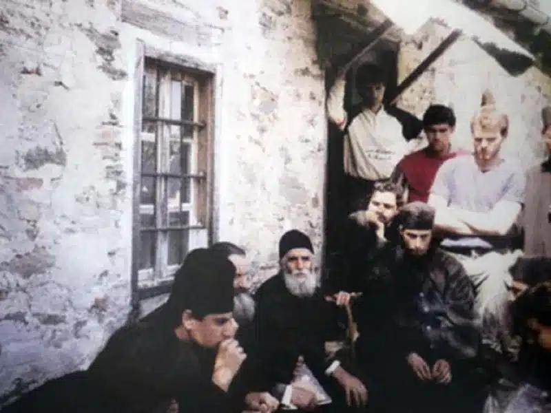 Ο Άγιος Παΐσιος εξηγεί τι αισθάνεται κάποιος όταν πεθαίνει 2 agios paisios.jpg