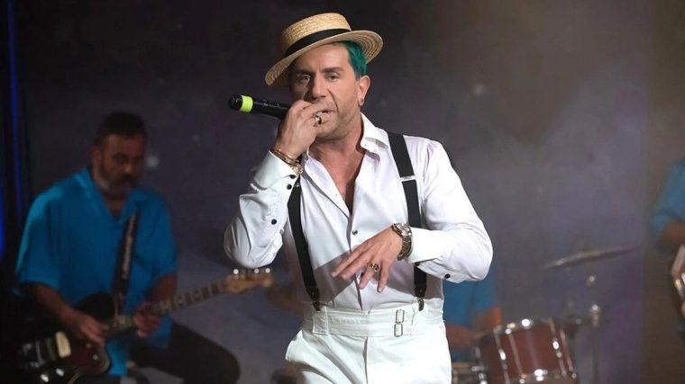 6536825a-mazonakis.jpg