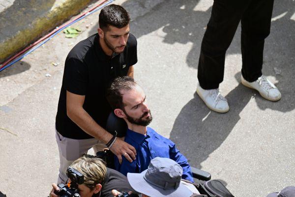 &Pi;&Alpha;&Nu;&Omicron;&Rho;&Alpha;&Mu;&Iota;&Kappa;&Epsilon;&Sigma; &Epsilon;&Iota;&Kappa;&Omicron;&Nu;&Epsilon;&Sigma; &Alpha;&Pi;&Omicron; &Tau;&Eta;&Nu;  &Epsilon;&Xi;&Omicron;&Delta;&Iota;&Omicron; &Alpha;&Kappa;&Omicron;&Lambda;&Omicron;&Upsilon;&Theta;&Iota;&Alpha; &Tau;&Omicron;&Upsilon; &Tau;&Rho;&Alpha;&Gamma;&Omicron;&Upsilon;&Delta;&Iota;&Sigma;&Tau;&Eta; &Gamma;&Iota;&Omega;&Rho;&Gamma;&Omicron;&Upsilon; &Mu;&Alpha;&Zeta;&Omega;&Nu;&Alpha;&Kappa;&Eta;