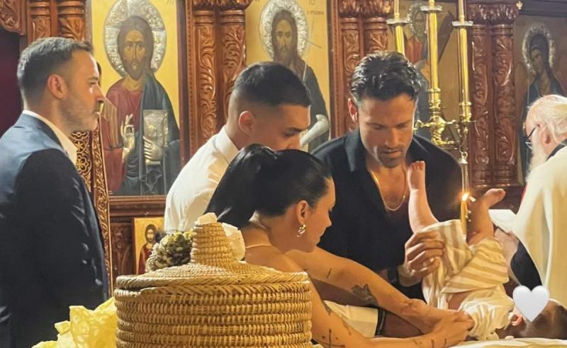 Στιγμές χαράς για τον Κωνσταντίνο Αργυρό - Βάφτισε τον γιο του αδελφού του - Το όνομα που πήρε το μωρό 1 konstantinos argiros vaftisi