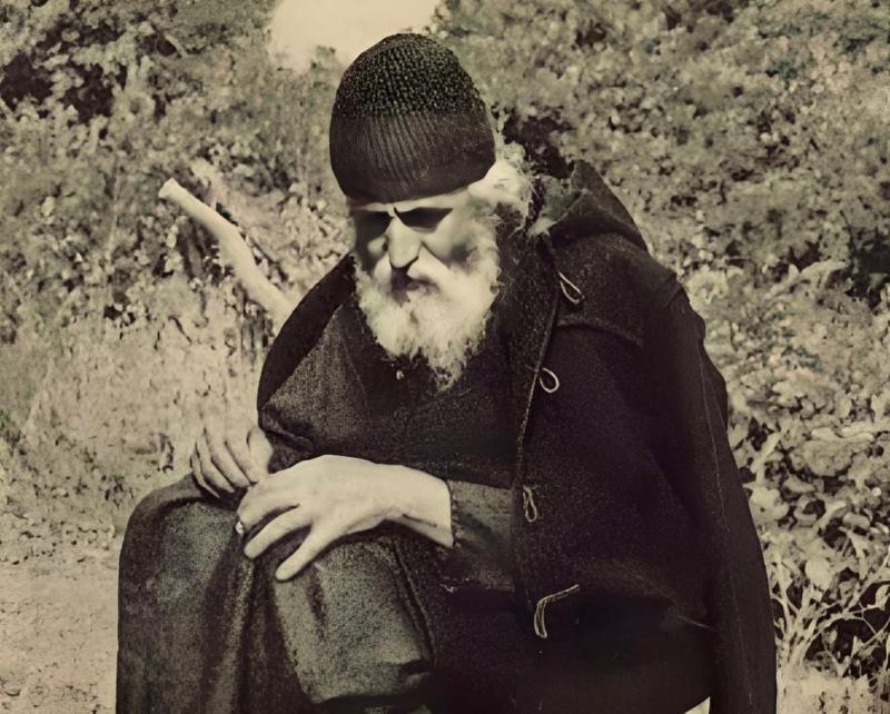 Άγιος Παΐσιος: Με αυτές τις δύο αρετές βρίσκεις την ευτυχία και τη σωτηρία 2 1 539