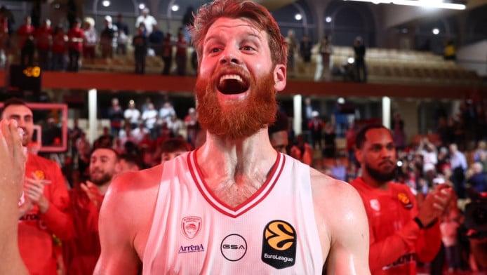 Απαντήσεις Μπουένο για Γουόκαπ: "Λειτουργούμε και σαν... σερίφης"