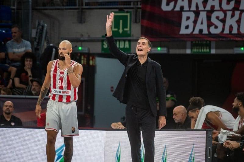 Αλλάζει θέση και ρόλο ο Παπανικολάου στον Ολυμπιακό - Αγωνία για Μιλουτίνοφ