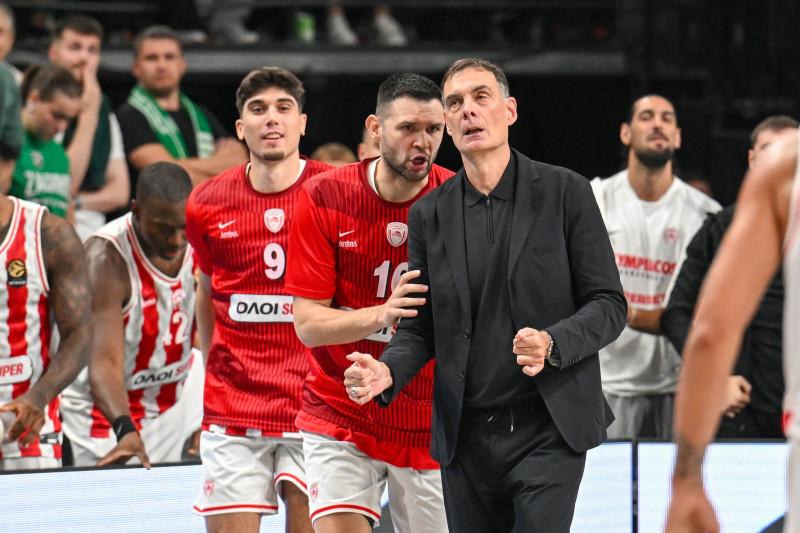 Μπαρτζώκας: «Βιαζόμασταν πολύ» - Τι αποκάλυψε για την επιστροφή Μιλουτίνοφ