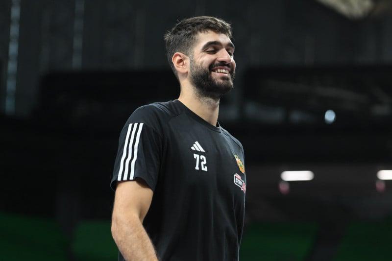 "Έκλεισε στον Ολυμπιακό και τελικά άλλαξαν όλα και πήγε στον Παναθηναϊκό"!