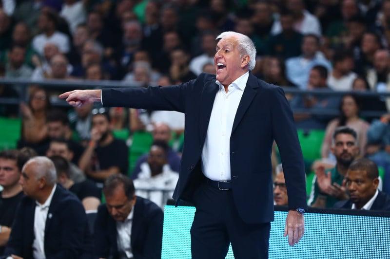 Ομπράντοβιτς αποθέωσε Χέιζ-Ντέιβις: «Δουλεύει και με ένα χέρι»!